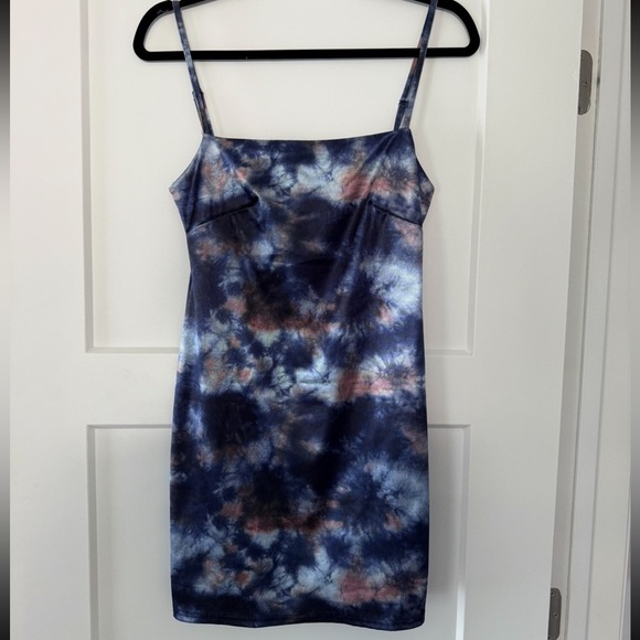 Urban Outfitters Blue and White Spaghetti Strap Slip Dress - Picture 2 of 4